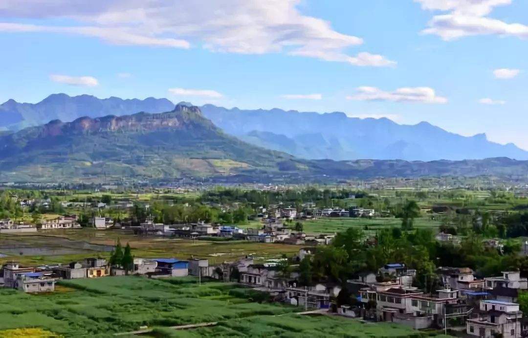 四川各地市產(chǎn)業(yè)規(guī)劃出爐，南充將以電子信息等四項(xiàng)為主